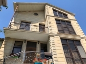 Satılır 8 otaqlı 300 m2 həyət evi Qaraçuxur