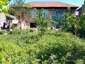 Satılır 3 otaqlı 140 m2 həyət evi Şəki