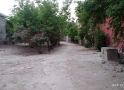 Satılır 2 otaqlı 530 m2 həyət evi Əmircan