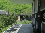 İcarəyə verilir 2 otaqlı 70 m2 həyət evi Oğuz