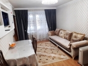 Satılır 2 otaqlı 60 m2 köhnə tikili Qara Qarayev m.