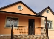 Satılır 3 otaqlı 100 m2 həyət evi Binə