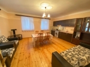 İcarəyə verilir 5 otaqlı 240 m2 bağ evi Novxanı