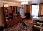 Satılır 3 otaqlı 83 m2 köhnə tikili Ukrayna dairəsi