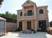 Satılır 6 otaqlı 250 m2 villa Koroğlu m.