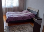 Satılır 3 otaqlı 60 m2 köhnə tikili 1 mkr