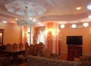 İcarəyə verilir 4 otaqlı 180 m2 yeni tikili 28 May m.