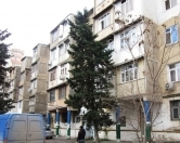 Satılır 4 otaqlı 90 m2 köhnə tikili 8 km