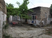 Satılır 4.5 sot torpaq Əmircan