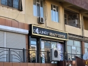 Satılır 5 otaqlı 150 m2 obyekt Memar Əcəmi m.