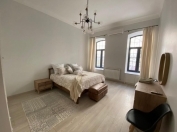 İcarəyə verilir 3 otaqlı 80 m2 köhnə tikili Azərbaycan kinoteatrı