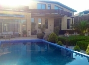 İcarəyə verilir 6 otaqlı 600 m2 villa Mərdəkan