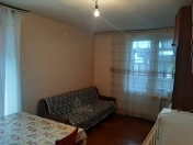 Satılır 1 otaqlı 32 m2 köhnə tikili Elmlər Akademiyası m.