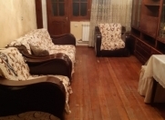 Satılır 2 otaqlı 55 m2 köhnə tikili 2 mkr