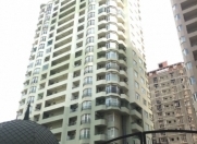 Satılır 3 otaqlı 125 m2 yeni tikili Gənclik m.