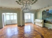 Satılır 5 otaqlı 120 m2 köhnə tikili Əhmədli m.