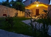 İcarəyə verilir 4 otaqlı 100 m2 həyət evi Oğuz