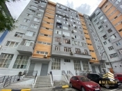 Satılır 3 otaqlı 92 m2 köhnə tikili Heydər Əliyev Mərkəzi