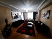 Satılır 3 otaqlı 120 m2 yeni tikili Gənclik m.