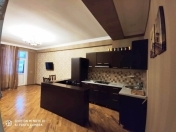 Satılır 2 otaqlı 66 m2 yeni tikili Qara Qarayev m.