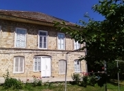 Satılır 8 otaqlı 289 m2 həyət evi Şəki