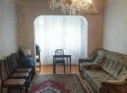 Satılır 4 otaqlı 112 m2 köhnə tikili Yeni Yasamal