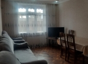 İcarəyə verilir 2 otaqlı 55 m2 köhnə tikili Ukrayna dairəsi