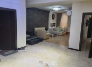 Satılır 4 otaqlı 220 m2 yeni tikili İnşaatçılar m.