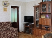 Satılır 5 otaqlı 105 m2 köhnə tikili Əhmədli m.