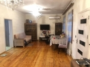 Satılır 3 otaqlı 120 m2 həyət evi Bakıxanov