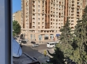 Satılır 2 otaqlı 60 m2 köhnə tikili Bakıxanov