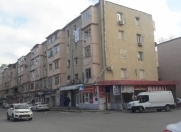 Satılır 4 otaqlı 78 m2 köhnə tikili 7 mkr