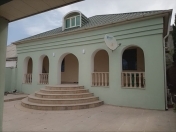 Satılır 3 otaqlı 140 m2 həyət evi Binə