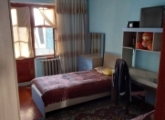 Satılır 4 otaqlı 101 m2 köhnə tikili 8 km