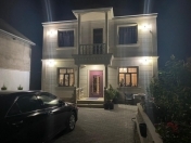 Satılır 5 otaqlı 200 m2 həyət evi Buzovna