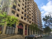 Satılır 2 otaqlı 101 m2 yeni tikili Axundov bağı