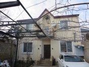 Satılır 5 otaqlı 190 m2 həyət evi Badamdar