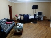 Satılır 4 otaqlı 150 m2 yeni tikili 9 mkr