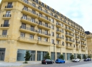 Satılır 3 otaqlı 140 m2 yeni tikili Ağ şəhər