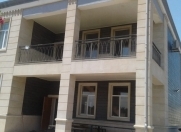 İcarəyə verilir 5 otaqlı 220 m2 bağ evi Novxanı