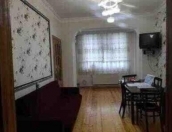 İcarəyə verilir 2 otaqlı 50 m2 köhnə tikili 3 mkr