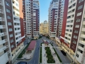 Satılır 2 otaqlı 99 m2 yeni tikili Qara Qarayev m.