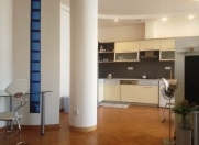 İcarəyə verilir 3 otaqlı 100 m2 köhnə tikili Sahil m.