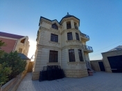 Satılır 7 otaqlı 360 m2 həyət evi Masazır