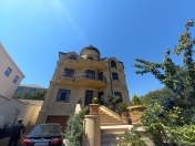 Satılır 8 otaqlı 520 m2 həyət evi Masazır