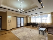 İcarəyə verilir 4 otaqlı 200 m2 yeni tikili Flame Towers