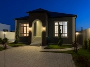 Satılır 4 otaqlı 180 m2 bağ evi Mərdəkan