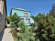 Satılır 8 otaqlı 240 m2 həyət evi Bülbülə