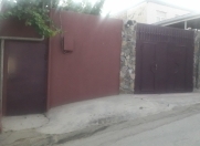 Satılır 4 otaqlı 100 m2 həyət evi Qaraçuxur