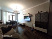 Satılır 2 otaqlı 102 m2 yeni tikili Şah İsmayıl Xətai m.